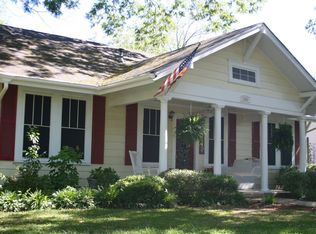 1306 Cecelia St, Taylor, TX 76574