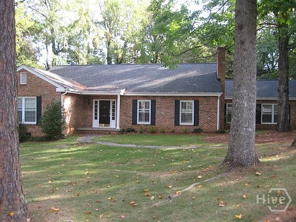 2nd image of 640 Glenwood Dr