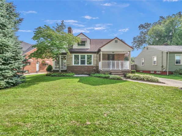 4051 Riveredge Rd, Cleveland, OH 44111