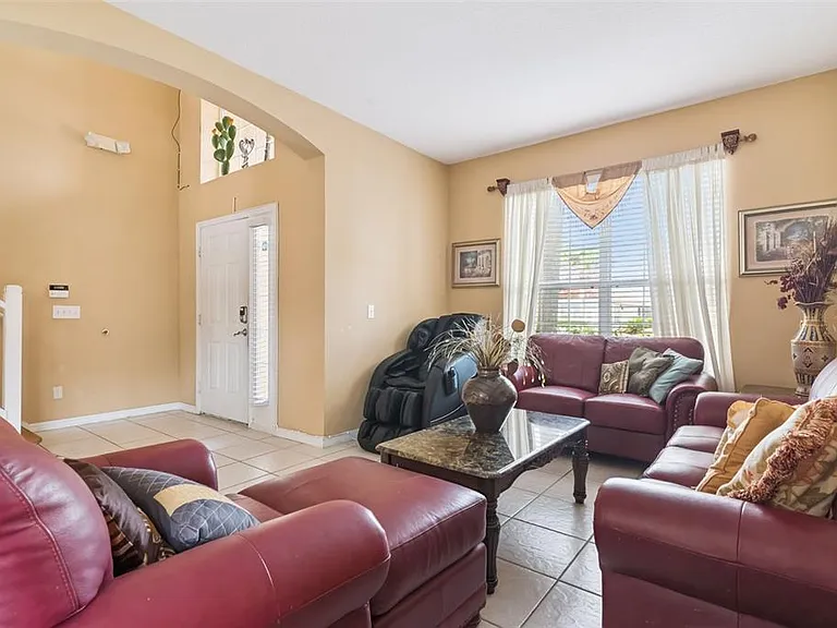 1162 Solana Cir — Photo 32