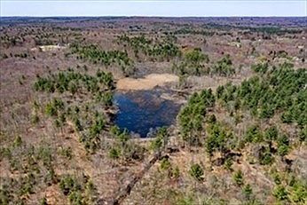 3rd image of 31 Central Tpke