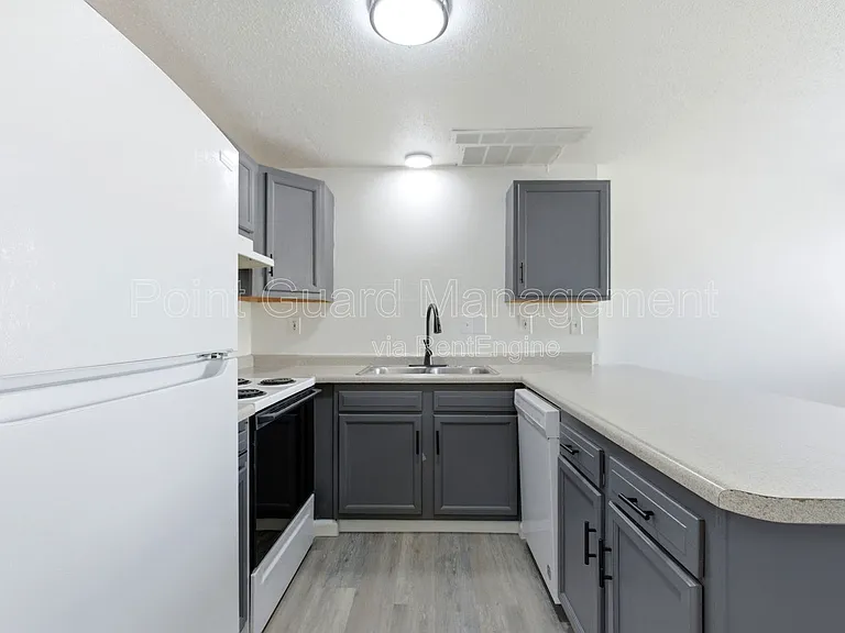 The Greenway Townhomes — Photo 36