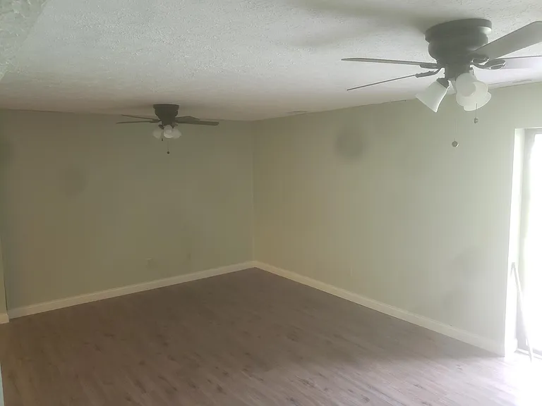 2923 Prospect Point Dr — Photo 17