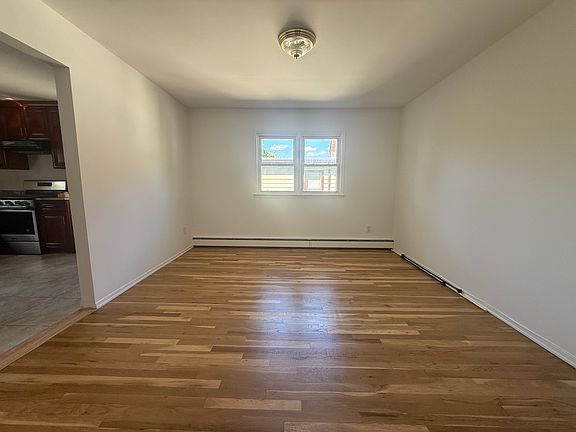 5th image of 1 Oak Ave APT 2