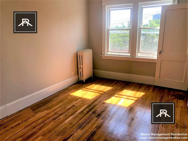 84 Empire St #2 — Photo 8