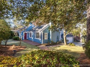 100 Parkview Ave, Fayetteville, NC 28305