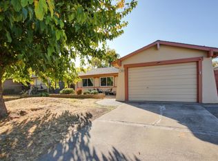7356 Arutas Dr, North Highlands, CA
