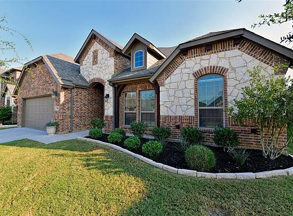 2nd image of 1616 Barrel Oak Dr