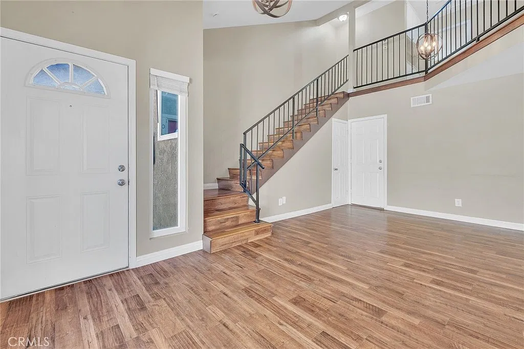 2 bed, 1000 sqft, $2,750 — Photo 4