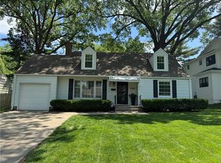 7143 Alhambra St, Prairie Village, KS 66208