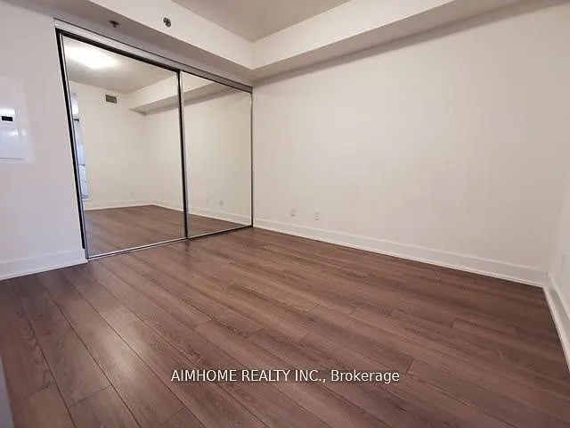 318 Richmond St W #416 — Photo 4