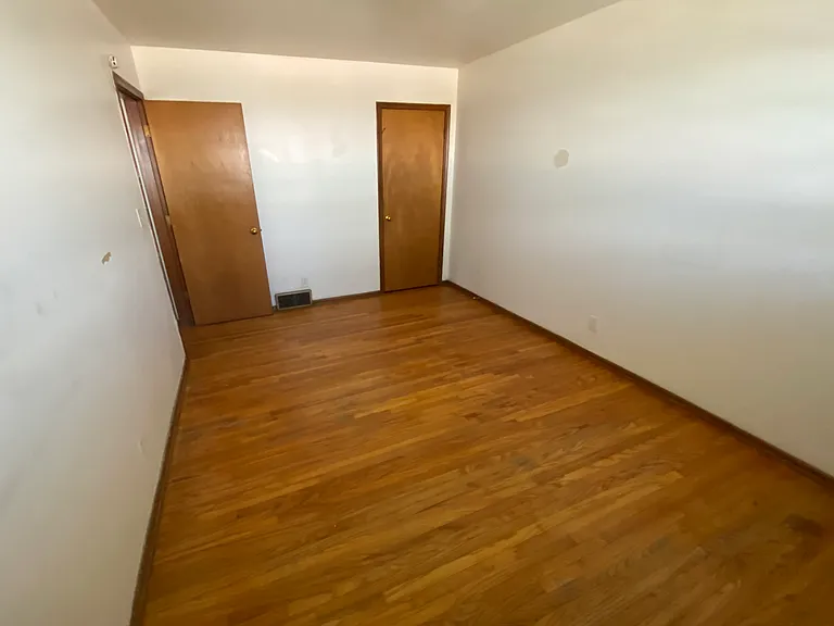 4212 Middlebury Ave #4 — Photo 4