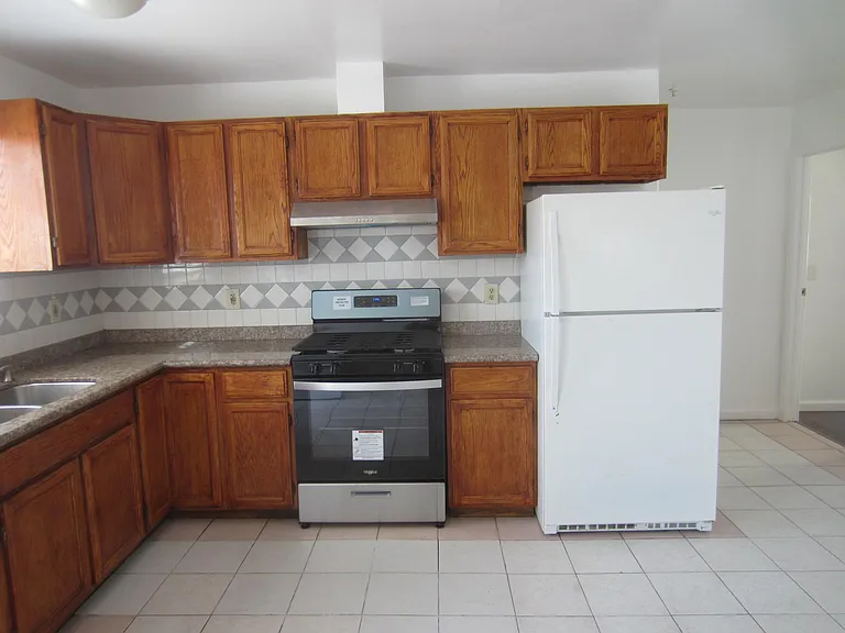 1223 E 15th St #1223 — Photo 18