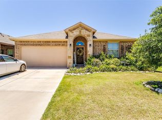 1048 Meadow Scape Dr, Burleson, TX 76028