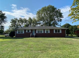 300 Vandiver Rd, Anderson, SC 29621