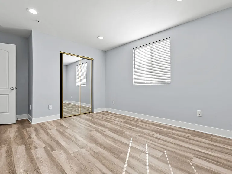 960 1/2 S Breed St — Photo 19