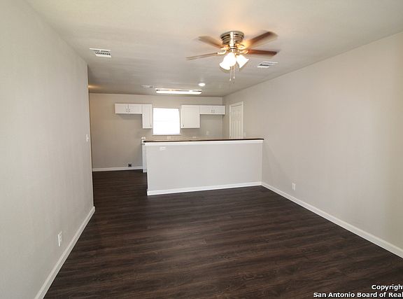 2nd image of 6738 Buena Vista St