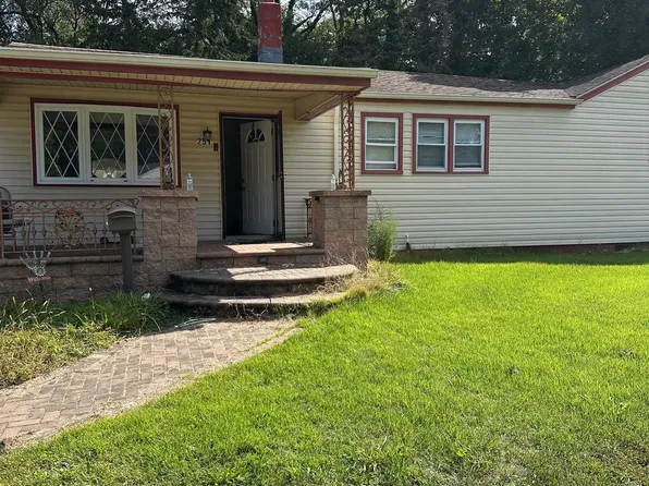 251 Novack Dr, Clayton, NJ 08312
