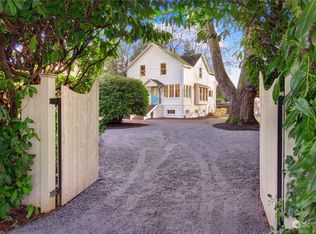 9530 14th Ave NW, Seattle, WA 98117