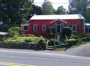 30 Spring Lake Rd, Red Hook, NY 12571