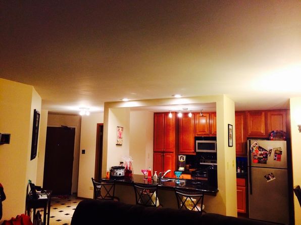 129 White Oak Ct APT 7