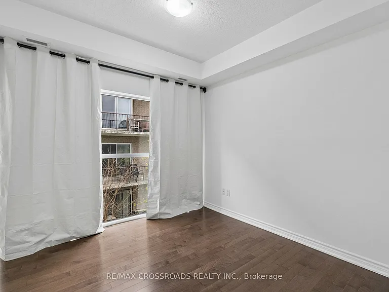 427 Aberdeen Ave #201 — Photo 16