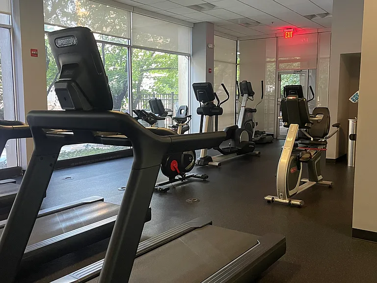 Building Gym Cardio Room