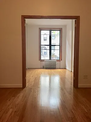 Rented by Warren T Real Estate Corp. | media 19