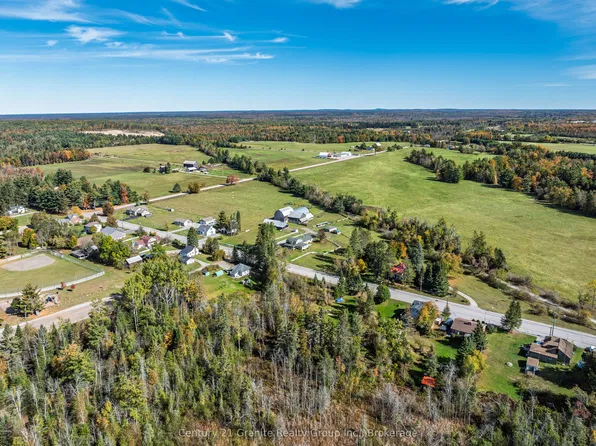 224 Burnt River Rd, Kawartha Lakes, ON K0M 1C0