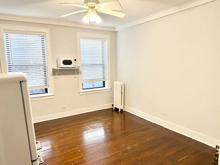 913 W Sheridan Rd #3 — Photo 6