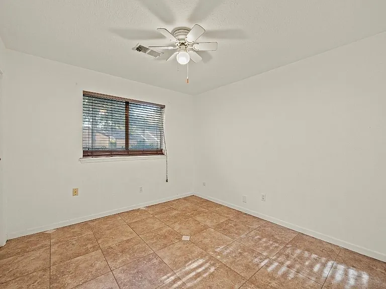 22018 Silver Lode Dr — Photo 20