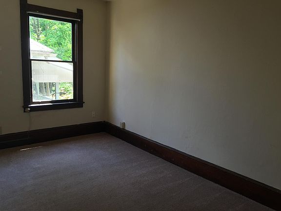 3rd image of 239 N Thomas St #2A