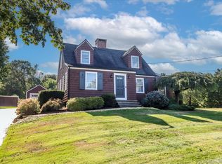 4459 Madison Ave, Trumbull, CT 06611