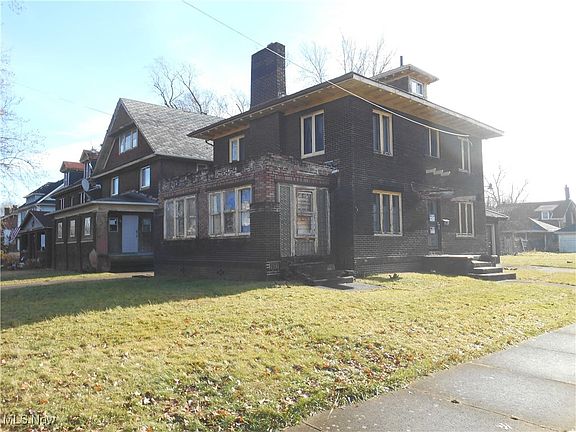9th image of 1683 Juanita Ave