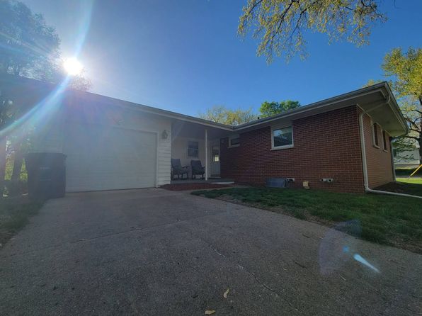 1215 N 11th St, Nebraska City, NE 68410