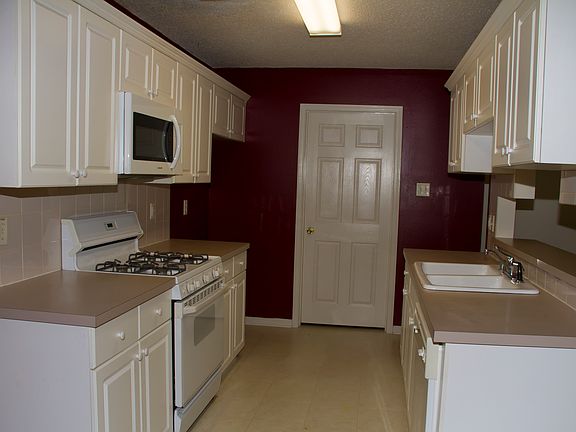 5th image of 12919 Westglen Dr