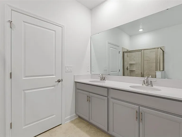 3039 Addison Blvd — Photo 10