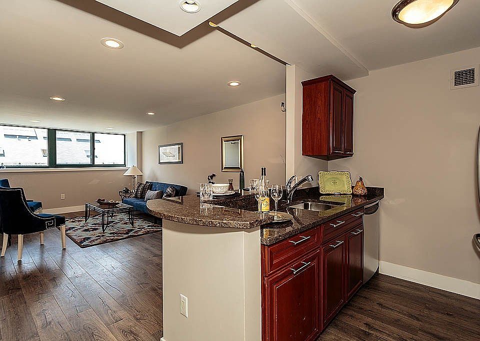 1st image of 39 9th St #Penthouse