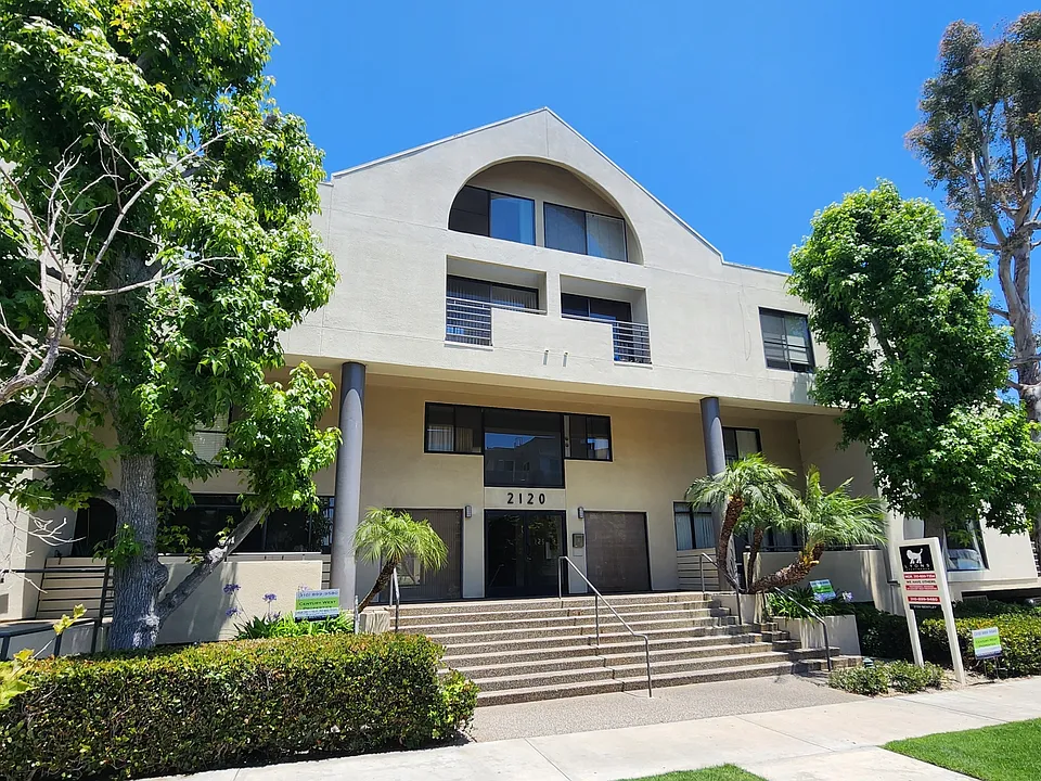 2120 S Bentley Ave #308