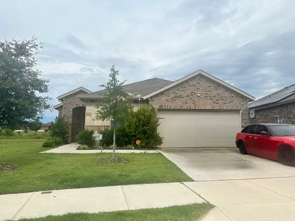 9312 Red Brush Trl, Fort Worth, TX 76131