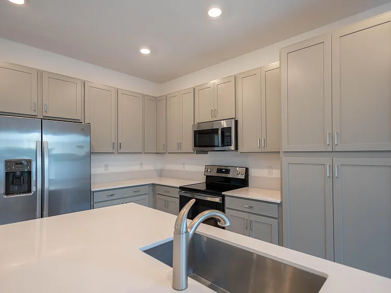 4985 Navali Dr — Photo 8