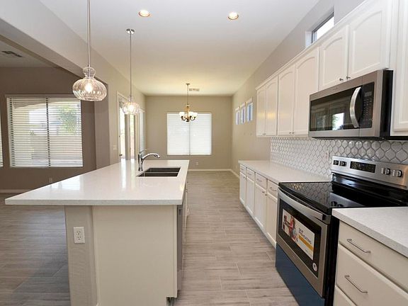 2nd image of 3112 E Oriole Way