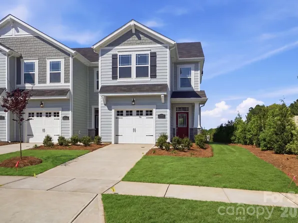 645 Cassidy Ct, Clover, SC 29710
