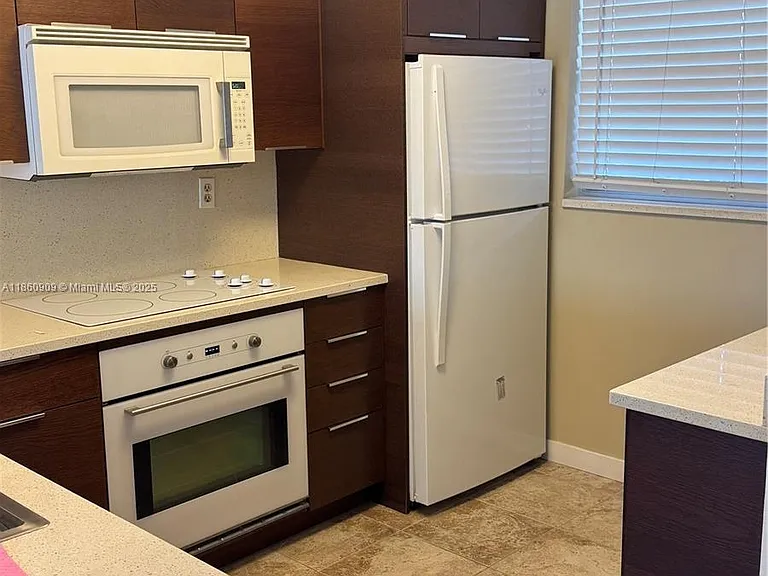 1811 Sabal Palm Dr #403 — Photo 1