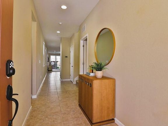 3rd image of 7710 Curry Dr