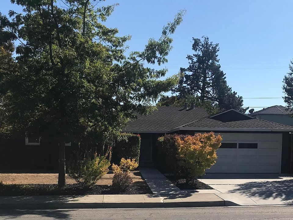 1st image of 983 Sladky Ave
