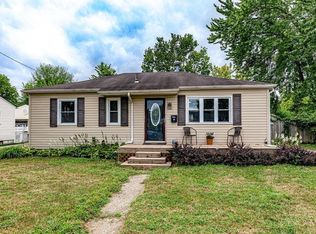 25 Flamingo Dr, Hamilton, OH 45013