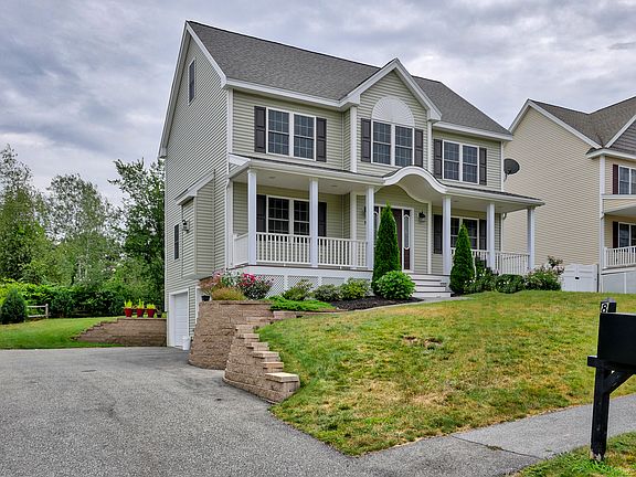 2nd image of 8 Magnavista Dr