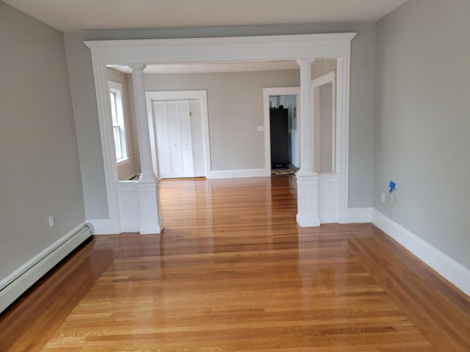 Living room/Dining room