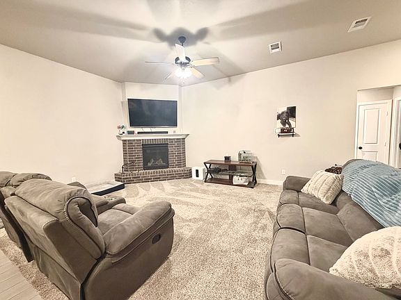 2nd image of 2409 Ranch Ave